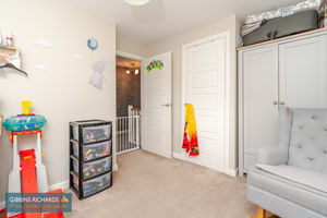 Bedroom- click for photo gallery